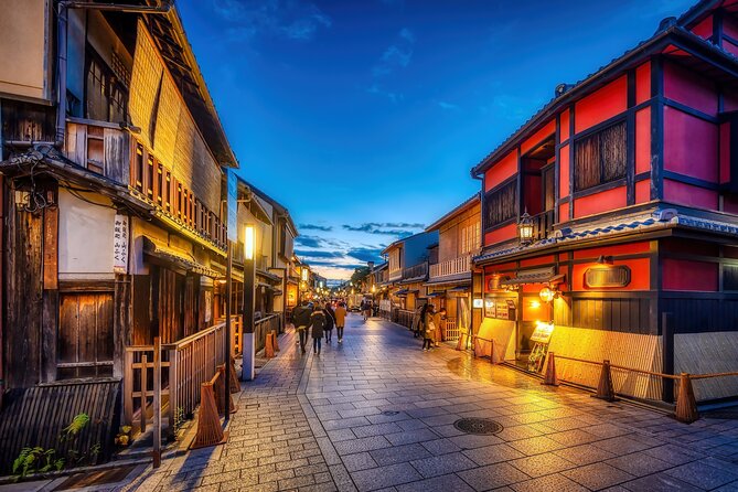 Kyoto Gion Night Walk & Geisha District Guided Tour - Entering the Gion District After Sunset (Stop 1, about 2 hours)