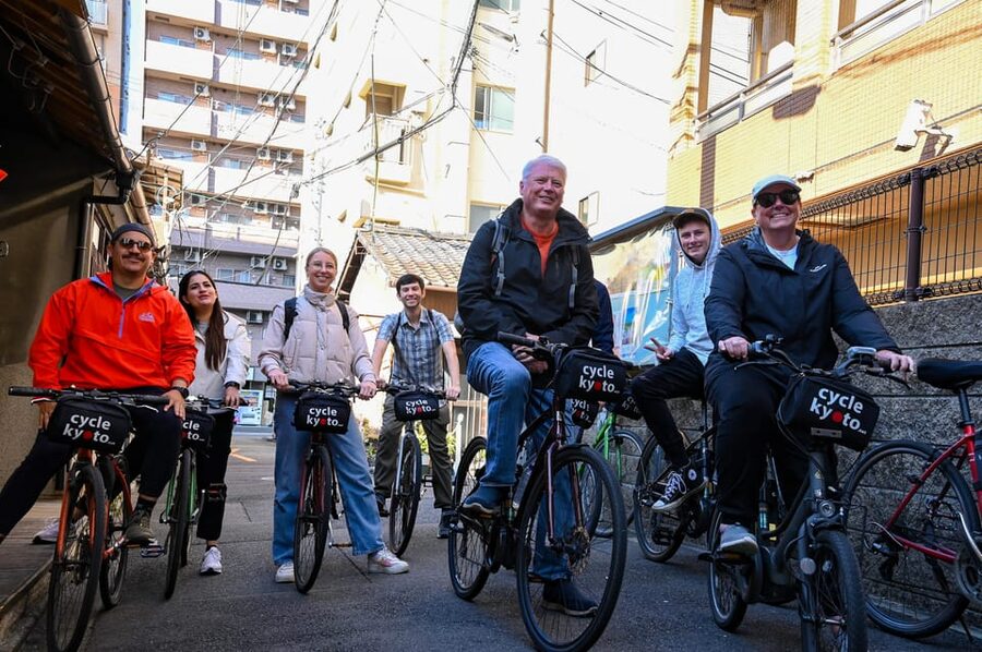 Kyoto: Half-day Guided Bike Tour with Fushimi Inari - Key takeaways for a South Kyoto bike morning