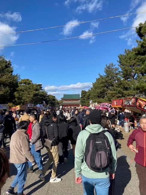 Kyoto: Hidden Gems E-Bike Tour with Local Japanese Guide - Stop 1: Ginkaku-ji, plus the Kamogawa River approach