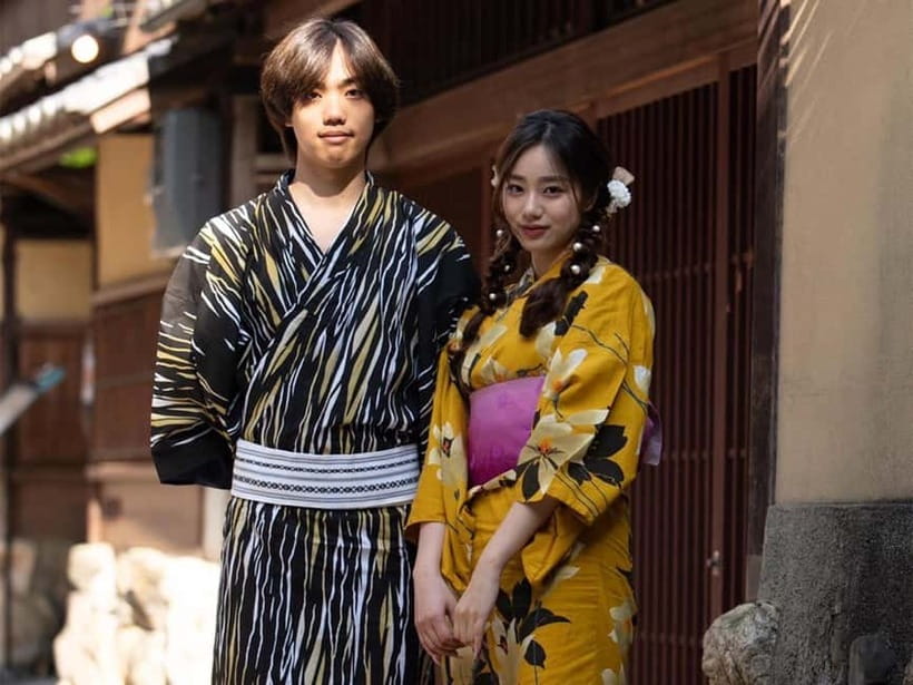 Kyoto Kimono Rental mimosa |Kimono/Yukata Rental Couple Plan - Photographer option for couple photos that actually fit the street