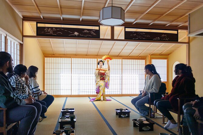 Kyoto: Meet the Geisha Maiko with Gion Walking Tour - Why Gion, and Why This Tour Instead of Chasing Them