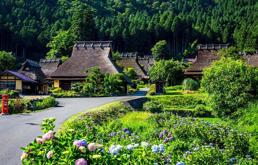 Kyoto: Miyama Village, Amanohashidate & Ine Bay Day Trip - From Osaka to Ine Bay: how this day starts fast