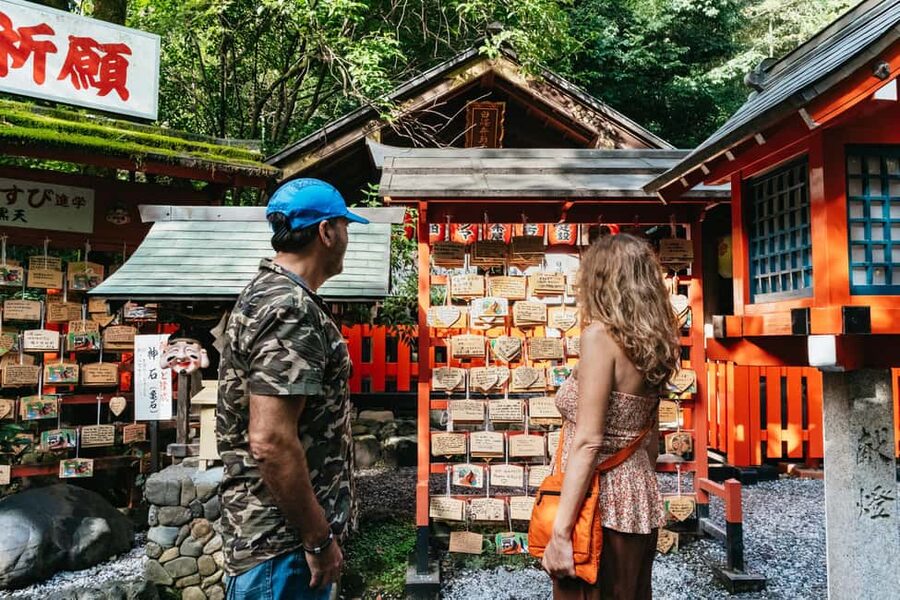 Kyoto: Nijo Castle, Kiyomizu & Fushimi Inari Guided Tour - Quick hits