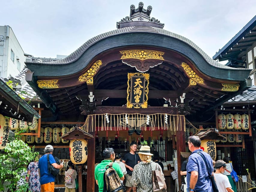 Kyoto: Nishiki Market and Depachika Food Tour with a Local - Timing, Shoes, and How to Avoid Getting Left Behind