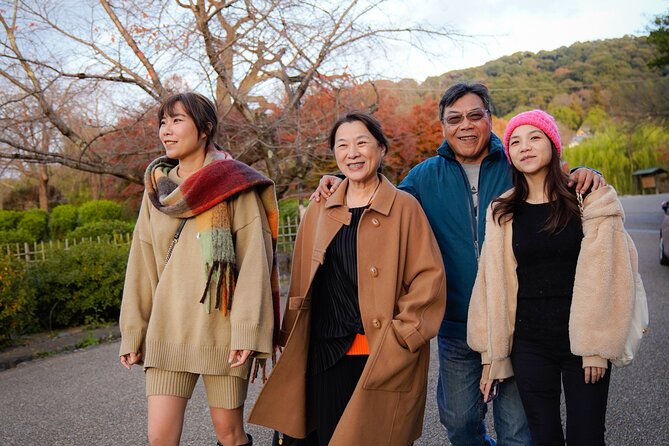 Kyoto Portrait Tour with Kimono - Stop 2: Maruyama Park for Garden Mood and Seasonal Color