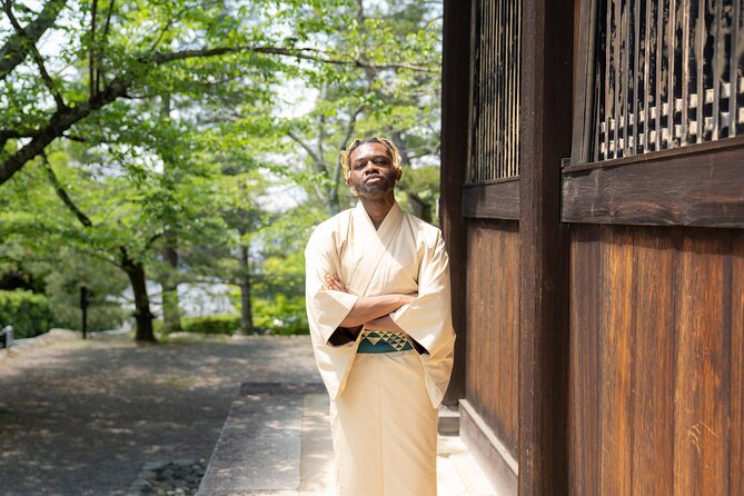 Kyoto Portrait Tour with Kimono - Meeting at Yasaka Shrine, Ending at Hokan-ji Yasaka Pagoda