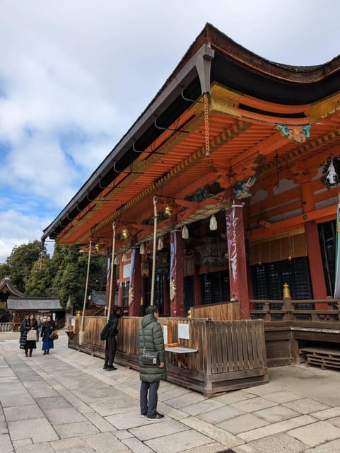 Kyoto: Private 2.5 Hour Historical Walking Tour - Kiyomizu-dera: Kannon worship, a nail-free wooden stage, and pure water you can taste