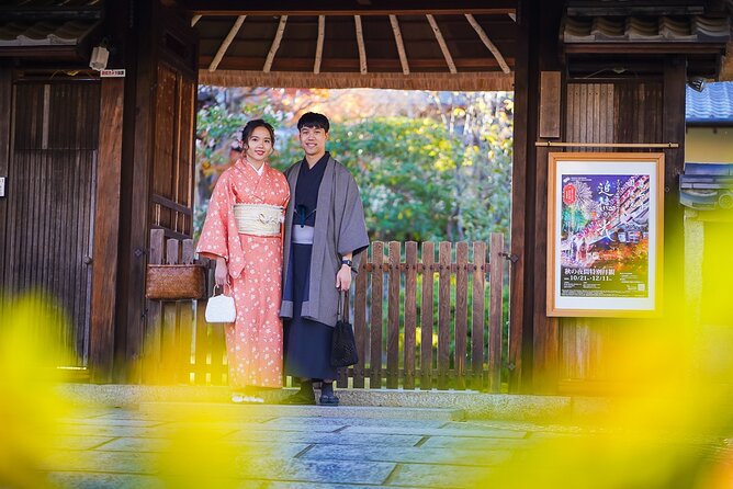 Kyoto Private Photo Shoot & Tour by SnapKyoto - Stop 2 at Fushimi Inari-taisha: Gates, Lines, and Photo Depth