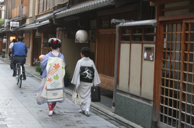 Kyoto private tour (Shore excursion available from Osaka or Kobe port) - Stop 3 and Stop 4: Tatsumi Daimyojin Shrine and Gion’s Geisha District