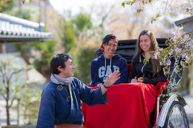Kyoto Sagano Insider: Rickshaw and Walking Tour - Stop at Sagatoriimotocho Nami Preservation Hall: a machiya house moment