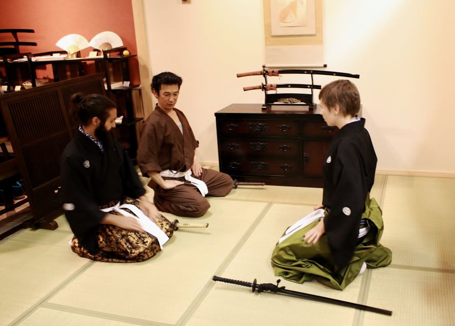 Kyoto: Samurai Sword Class by Experts in Traditional Arts - Bow to Draw: How the Sword Sequence is Taught