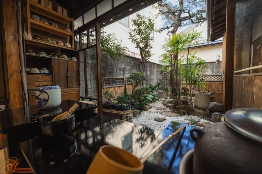 Kyoto: Table-Style Tea Ceremony at a Kyo-Machiya - Where It Happens: Southern Kyoto, Near Sake Streets, With Easy Day-Pairing