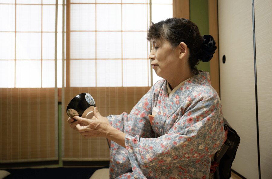 Kyoto: Tea Ceremony Experience in a Small Tea Room - Finding the Tisato Tea Room (What to Look For)