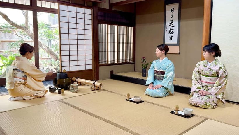 Kyoto: Tea Ceremony in 100-year-old Kyo-Machiya Townhouse - A 100-year-old machiya townhouse makes the etiquette real