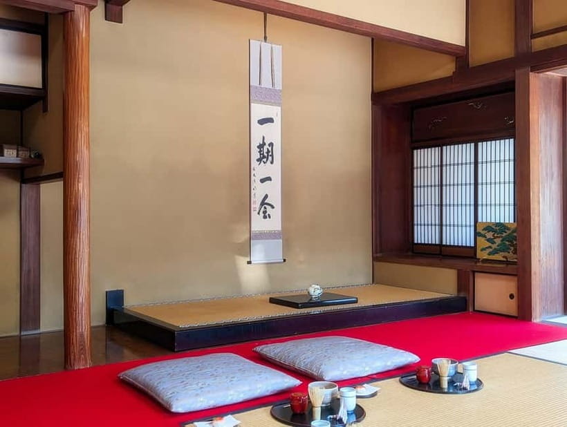 Kyoto: Tea Ceremony in a Traditional Tea House in Kiyomizu - The customary sweet and why it belongs with matcha