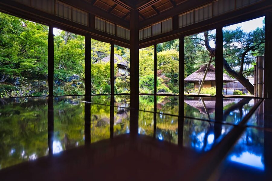 Kyoto: Tea Ceremony in a Traditional Tea House in Kiyomizu - Photo time in the garden, plus what you get at the end