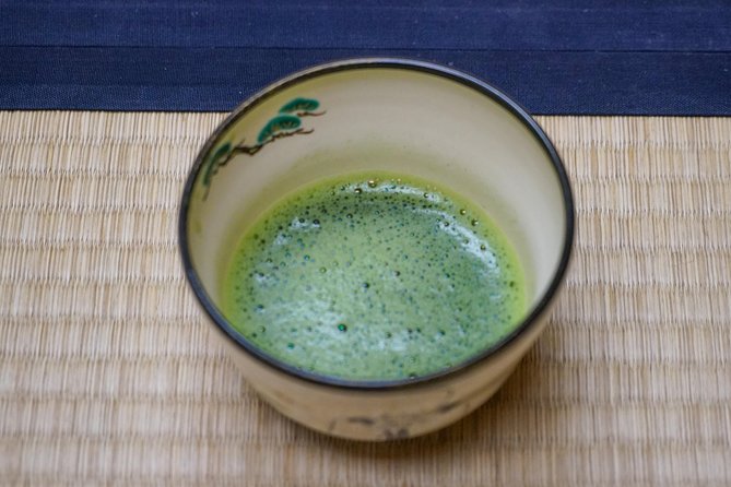 Kyoto Tea Ceremony & Kiyomizu-dera Temple Walking Tour - Kiyomizu-zaka and Sannenzaka Ninenzaka, finishing with a slope story