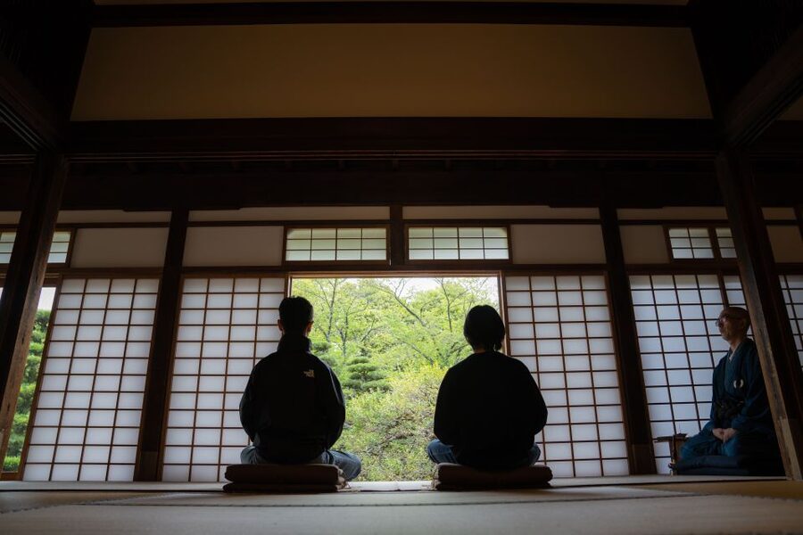Kyoto: Zen Experience in a Hidden Temple - Eitetsu Nishida, Zen philosophy, and Rinzai context that makes sense