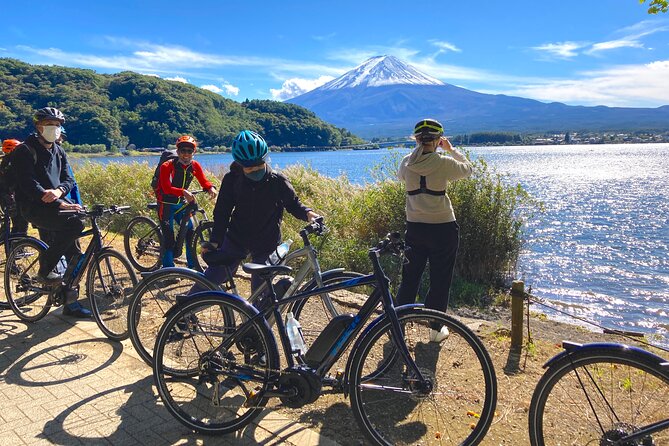 Lake Kawaguchi Explorer: E-Bike Guided Tour - Starting at Kawaguchiko Station, then getting set up fast