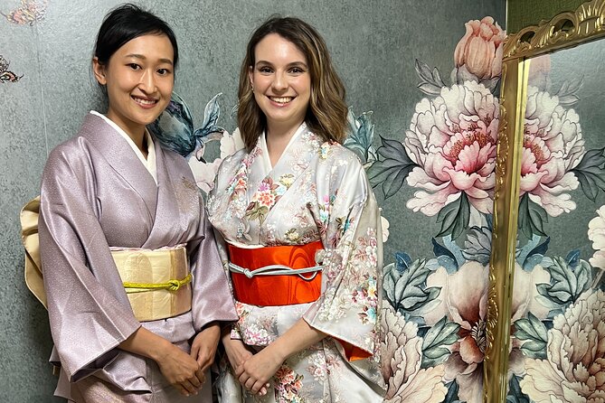 Let's make kimono !（Kimono is a gift for you - Photo time that actually looks like you mean it