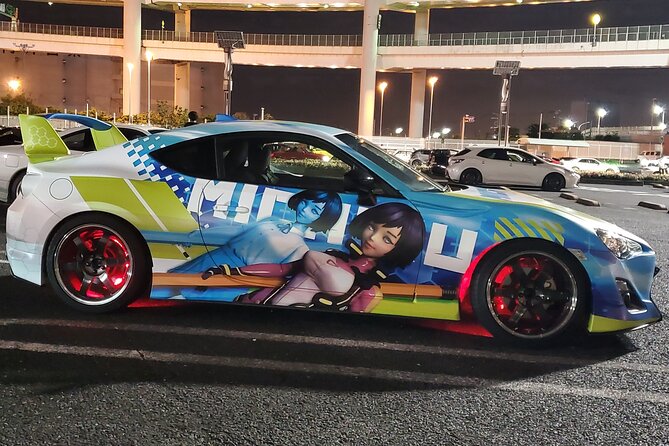 Luxury van Ride to famous car meet up spot Daikoku - Odaiba break and the futuristic Fuji building moment