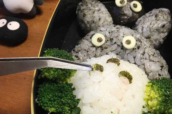 Making a bento box with cute character look in Japan - Key things you will notice