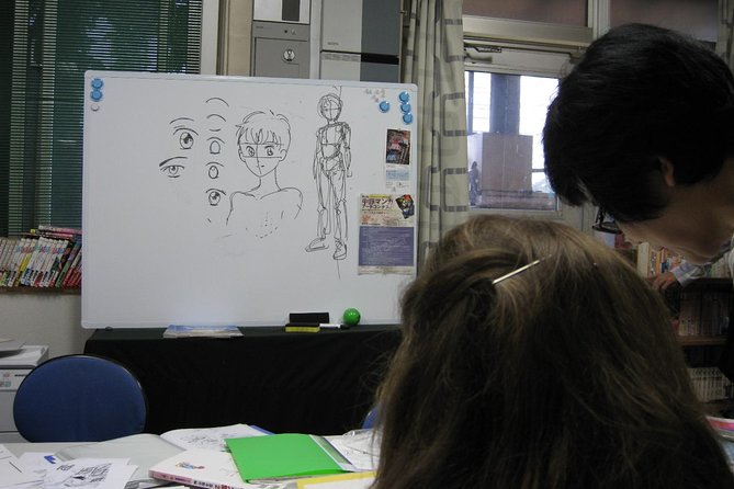 Manga Lesson with a Professional Japanese Manga Artist in Nakano - The Two-Hour Plan: From Pencil Draft to Screen Tone Texture