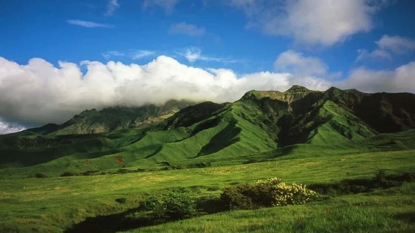 Mt. Aso & Takachiho Gorge Tour with Optional Boat Ride - Kusasenri Plateau: The Soft Reset Between Volcano and Canyon