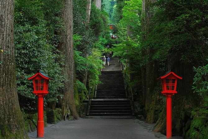 Mt Fuji and Hakone 1-Day Bus Tour Return by Bus - Stop-by-stop guide: from the Robert Indiana meeting point to Fuji 5th Station