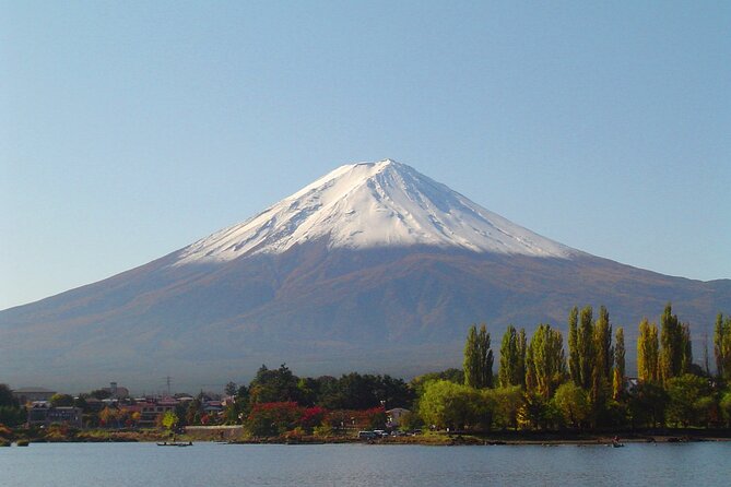 Mt. Fuji & Hakone: Fuji Sengen Shrine, Cruise, and Ramen-Making - Oshino Hakkai Ponds, Snowmelt, and the Village Feel