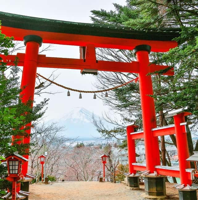 Mt. Fuji Heritage Tour: Traditional Villages, Lakes & Shrine - Timing, Weather, and Money Tips That Actually Help on the Ground