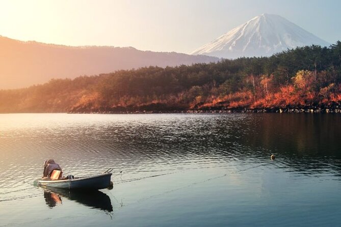 Mt Fuji Private Tour with English Speaking Driver - Fuji-Honcho Main Street and Kitaguchi Hongu Shrine Photo Moments
