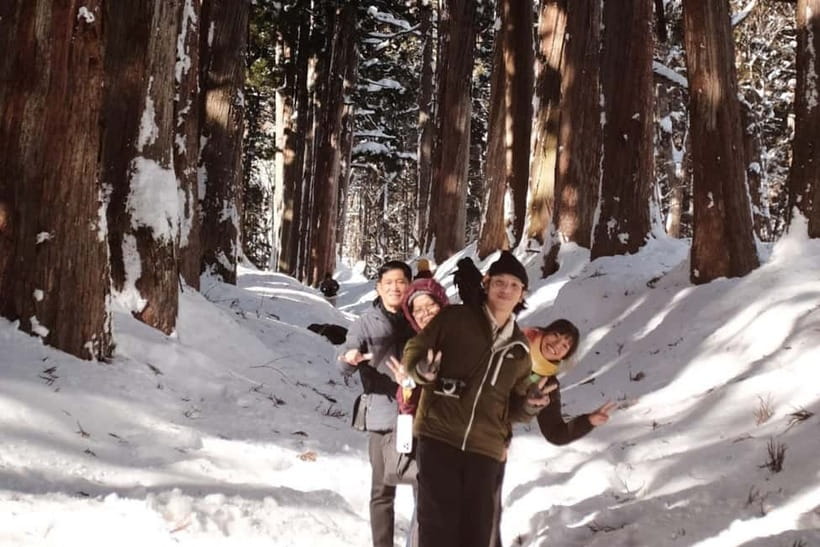 Nagano: Snow Monkeys & Togakushi Shrine Two-Spot in-One Day - How the guides shape the day, from safe driving to smart conversations