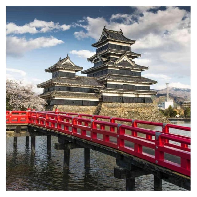 Nagano Tokyo: Snow Monkey Private Day Tour Hotel Pick & Drop - Matsushiro Castle ruins, old samurai territory with breathing room