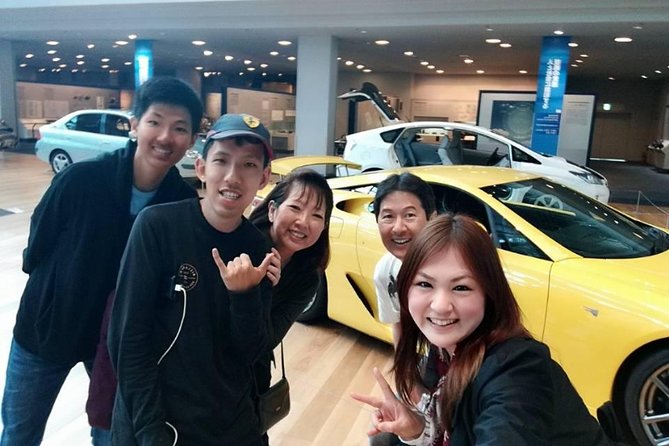 Nagoya Samurai & Toyota Tour guided by a friendly local - JR Central Towers and downtown shopping in 30 minutes