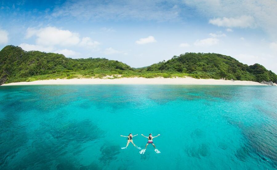 Naha, Okinawa: Keramas Island Snorkeling Day Trip with Lunch - Lunch box bento on the water, plus the break you need