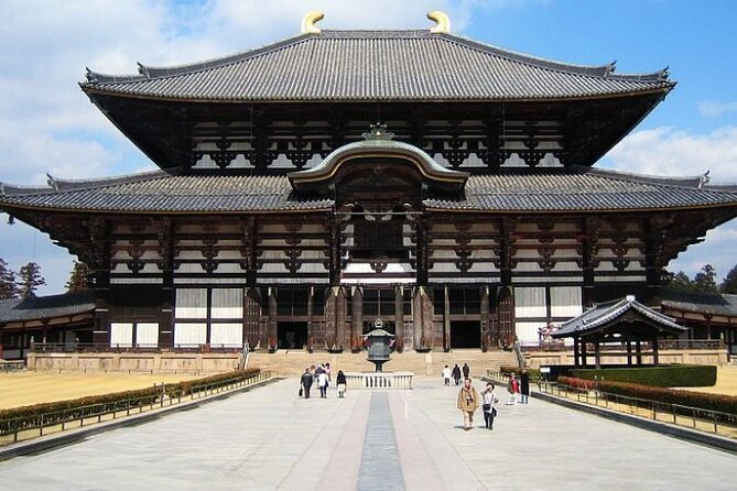 Nara, Todaiji Temple & Kuroshio Market Day BUS Tour from Osaka - Morning start from Osaka Umeda, why the 8:30 departure matters
