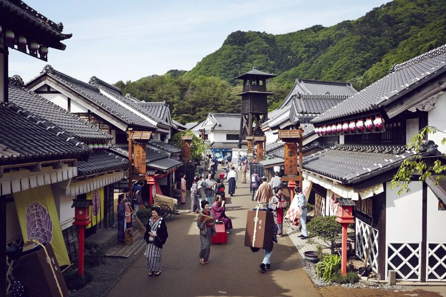 Nikko: Edo Wonderland Edomura Cultural Theme Park Ticket - Getting There Without Losing Your Day: Tokyo to Nikko and the Shuttle