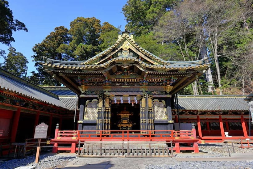 Nikko: Kegon Falls, Lake Chuzenji & Toshogu Temple - Shinkyo Bridge First: Nikko’s Red Threshold From the Road
