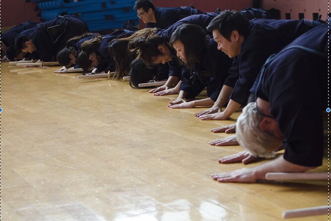 Okinawa 2-Hours Genuine Kendo/Samurai Experience in Japan - The 2-hour flow: what you do from check-in to wrap-up