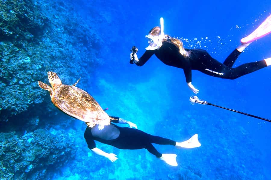 Okinawa: From Naha: Kerama Islands 1-day snorkeling tour - Gear, wetsuits, and staying warm when the water is around 22°C