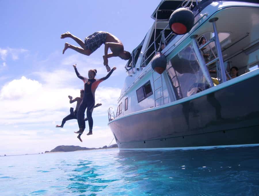 Okinawa: From Naha: Kerama Islands 1-day snorkeling tour - Rules that protect the sea, and why you should care