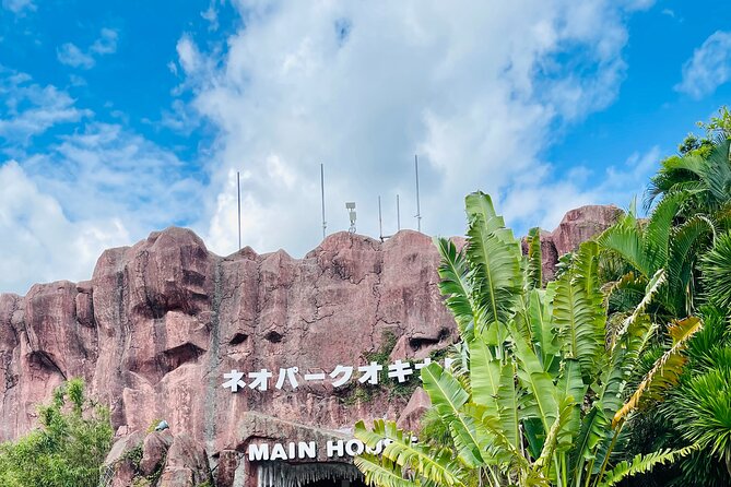Okinawa HIP-HOP BUS B - 1 Course Tour (Okinawa Churaumi Aquarium) - Guide, Audio, and the English Reality Check