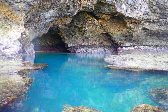 Okinawa Ishigaki Kabira Bay SUP or Canoe and Blue Cave Snorkeling - SUP or Canoe in Kabira Bay: Pick Your Comfort Level