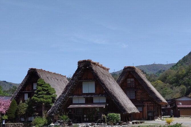 [One-day bus tour departing from Kanazawa Station] Shirakawa-go/Takayama tour platinum route bus tour - Price and Value: What $101.65 Buys You (and What It Does Not)