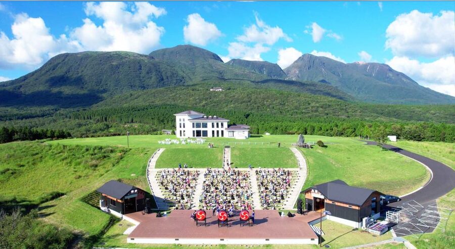 Open-air theater "Tao- no-Oka" Drum TAO Live performance - Weather and the rain plan: outdoor show or indoor switch