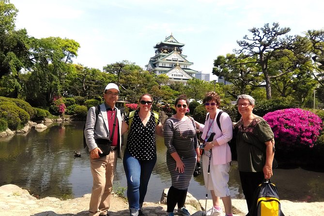 Osaka 4hr Private Tour with Government-Licensed Guide - Kuromon Market: what to eat, what to watch, and why season matters