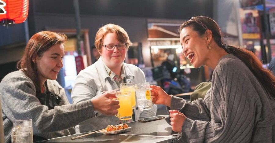 Osaka: Bar-Hopping Night Tour in Namba - Price and what you actually get for $112