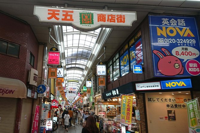 Osaka Castle & Dotonbori Lively One-Day Walking Tour - Dotonbori: where the day ends with neon and canal energy