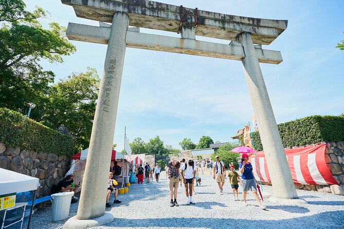 Osaka Castle Walking Tour and Castle Tower Admission - The largest stone moment: a fun fact you will remember